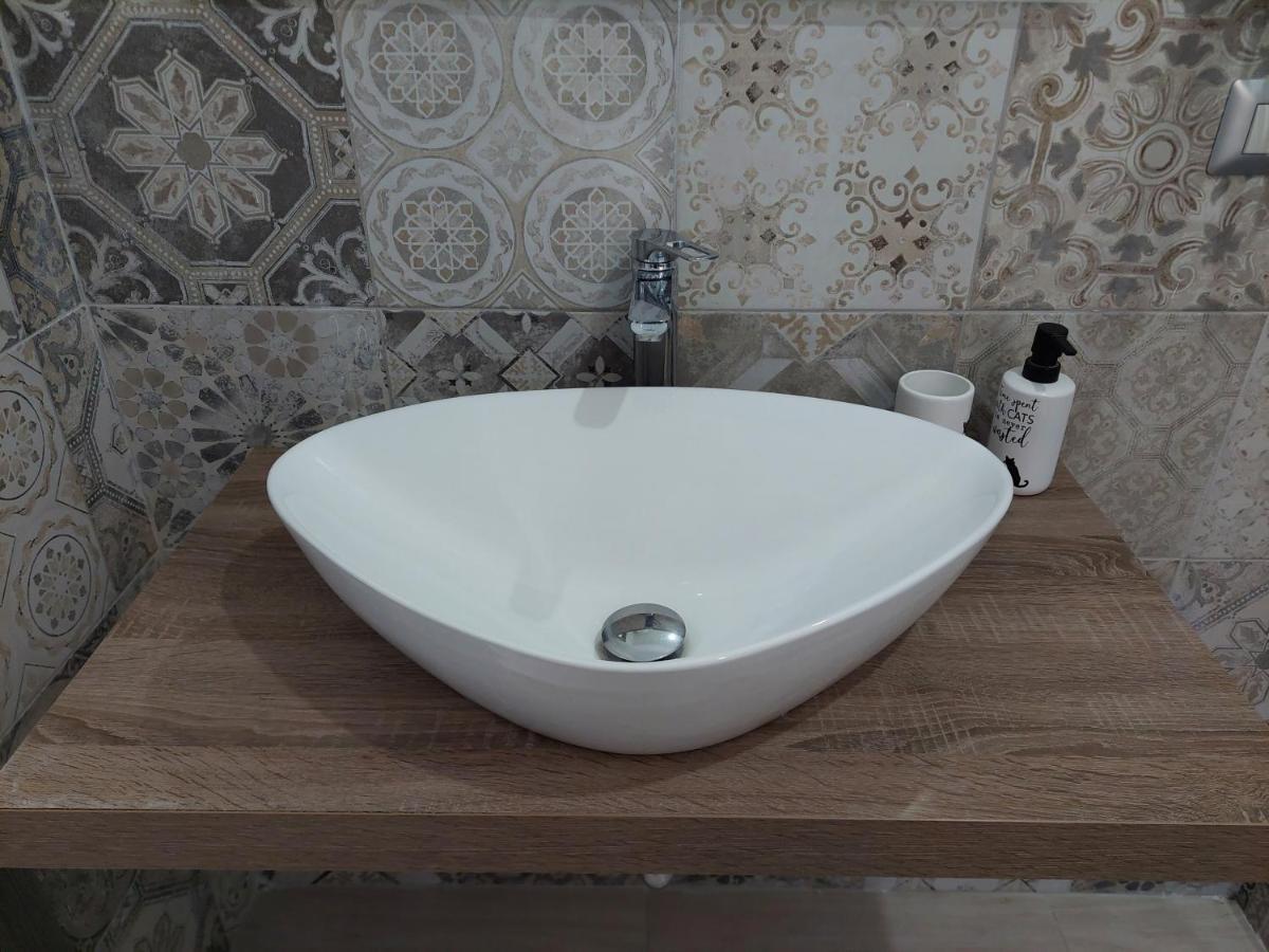 B&B Casa Musumeci Catania Bagian luar foto